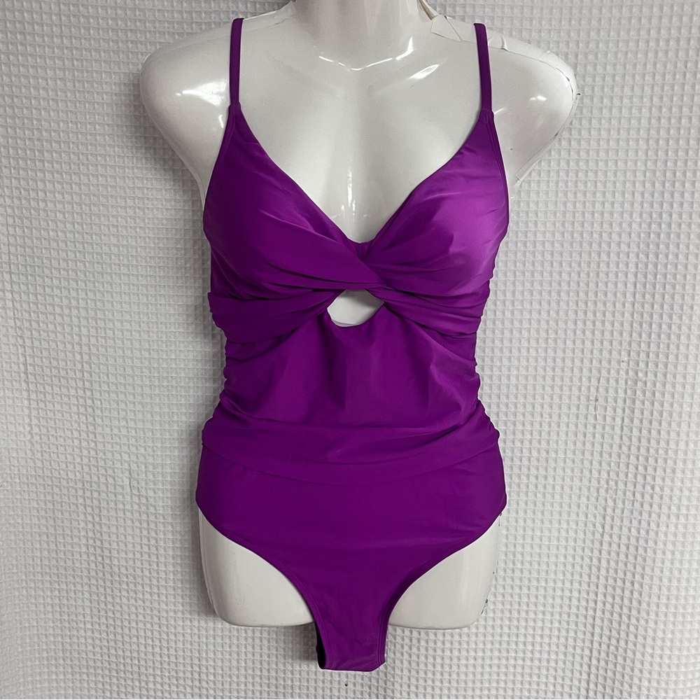 Cupshe ladies Purple One-Piece Swimsuit size  large (NWT)